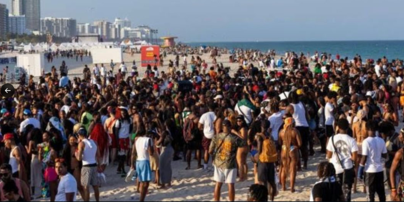 美國佛羅里達州邁阿密海灘市（Miami Beach）日前接連發生2起槍擊事件，造成2人死亡。   圖:翻攝自推特