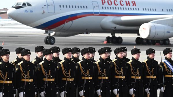 中國國家主席習近平訪問莫斯科，俄羅斯以隆重軍禮歡迎。   圖：翻攝Sputnik