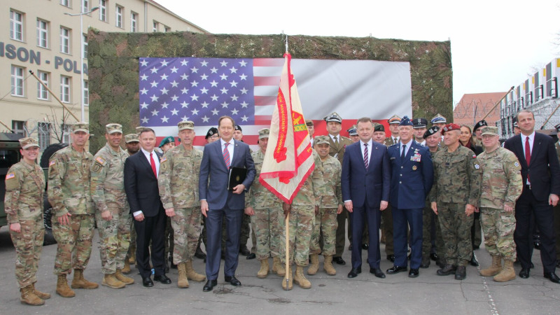 美國第一個永久駐波蘭軍事單位正式成立   圖：翻攝自美國駐華沙大使館推特