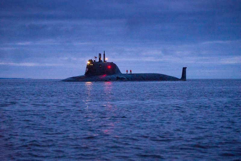 俄羅斯2021年12月成軍分配太平洋艦隊的「亞森級」核子動力攻擊潛艦「新西伯利亞號(K-573)」。   圖：翻攝@nukestrat推特(資料照片)