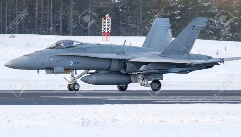 烏克蘭，芬蘭，美國正計劃就援助烏克蘭FA 18 大黃蜂戰機，進行三方談判。   