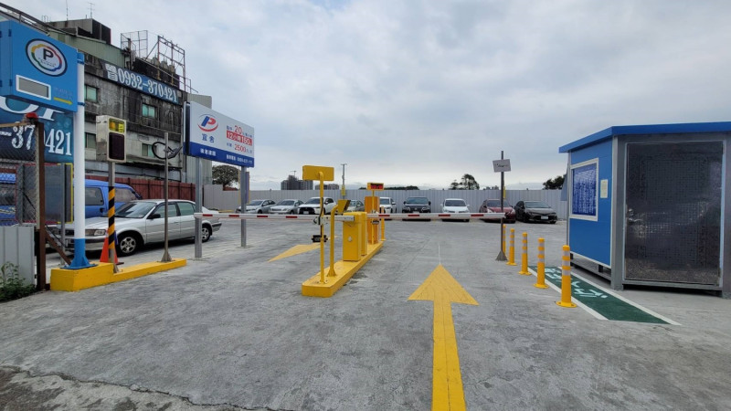 後港建國平面停車場。   圖：新北市交通局提供