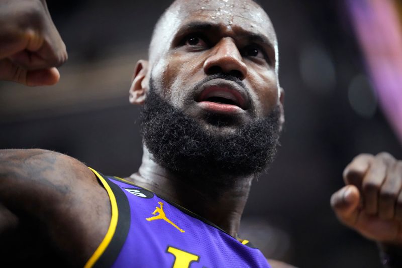 ▲當家球星LeBron James攻下37分，帶領湖人贏下關鍵一戰。（圖／美聯社／達志影像）   