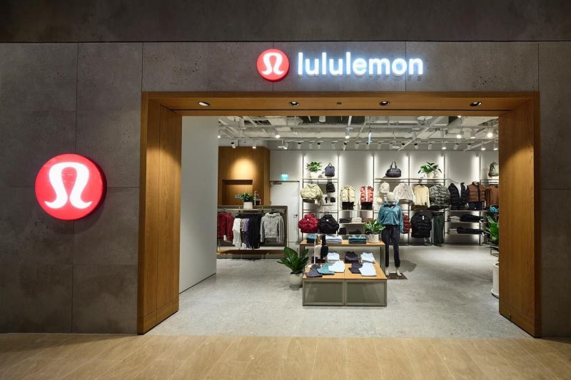 ▲Lululemon目前為全球第二大的運動品牌，已經超越愛迪達的地位。（圖/FB@Lululemon）   