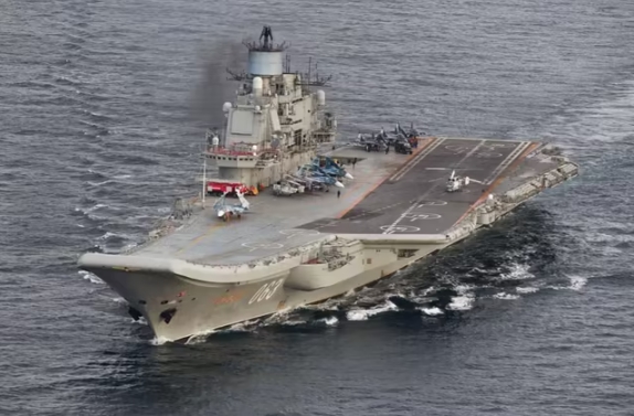 俄國要重啟唯一的航母「庫茲涅佐夫」號。   圖 : 翻攝自第一軍情