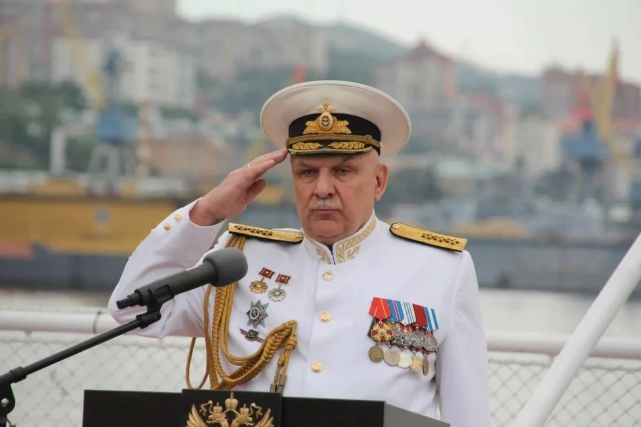 俄國太平洋艦隊司令謝爾蓋·阿瓦基揚茨已經離職，轉而負責統籌俄軍事體育訓練以及愛國主義教育的管理工作。 圖 : 翻攝自俄國國防部