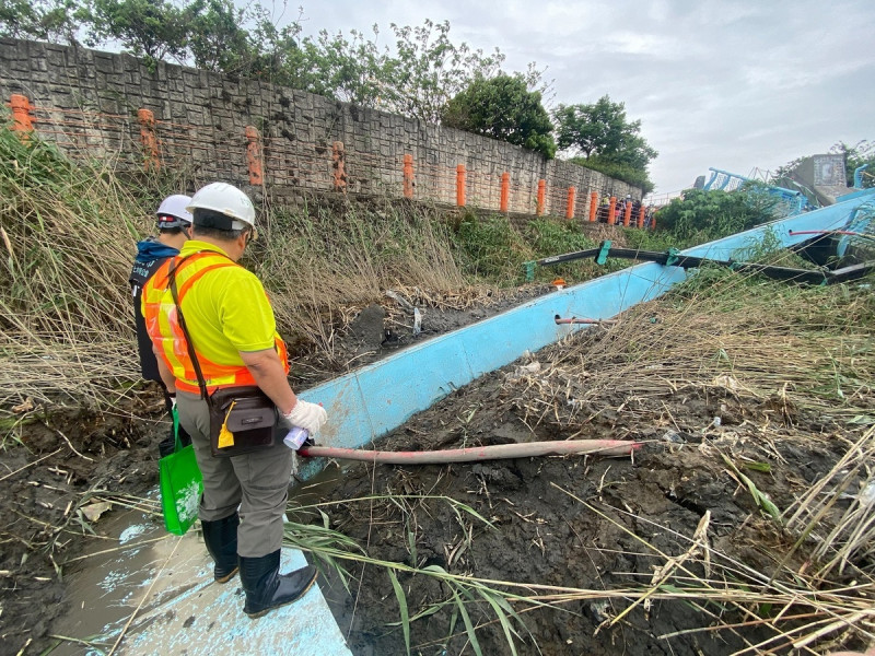 高灘處目前已封閉工地現場。   圖：新北市水利局提供