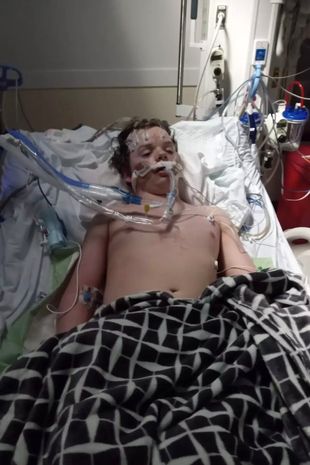 美國一名13歲少年於抖音上參與名為「苯海拉明挑戰」（Benadryl Challenge）的活動，期間因過量服用該抗過敏藥（抗組織胺藥）導致癲癇發作，最終在昏迷六天後不幸死亡。   圖：擷取自臉書Justin Stevens