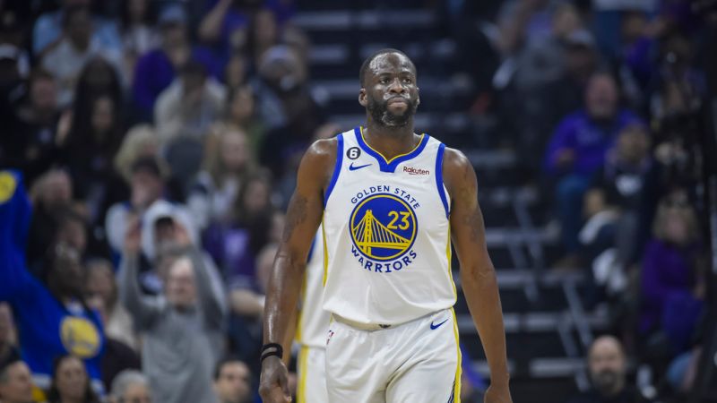 Draymond Green是金州勇士王朝功臣，但在2023年季後賽首輪G4，他讓人意外的從替補出戰。   圖／美聯社／達志影像