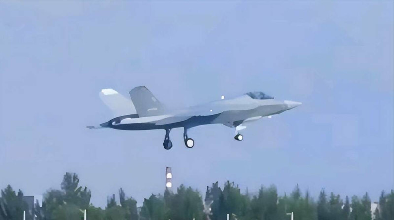 殲-35 在2021年成功進行了首次試飛。   圖：翻攝自搜狐