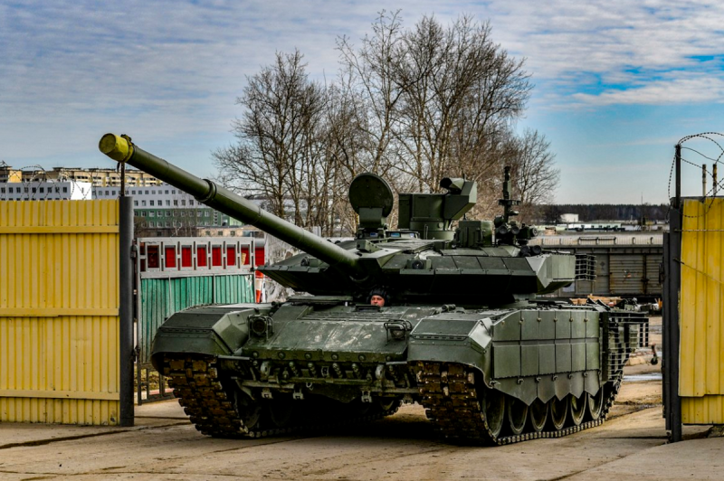俄羅斯近期有一名上校被逮捕，而他被捕的原因竟是盜竊自家坦克引擎拿去販賣。 圖為俄軍坦克。   圖：翻攝自 ChrisO_wiki