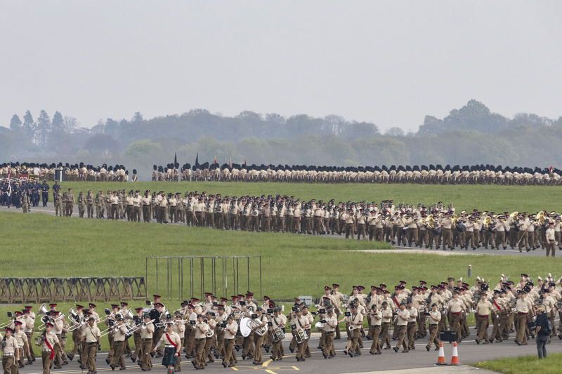 英國國王查爾斯加冕典禮，軍容壯盛。   圖 : 翻攝自伊國國防部