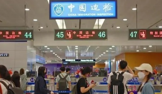 中國開放邊境後，許多中國人開始大量湧入泰國。   圖:中新網