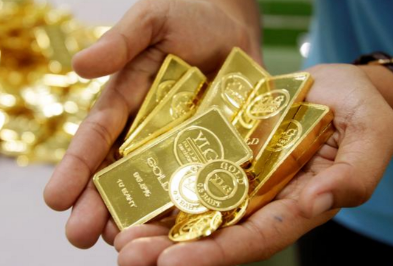 在全球地緣政治緊張及美國銀行業的持續危機下，黃金價格一度突破2千美元。   圖: 翻攝自推特 @PTRADINGSIGNALS