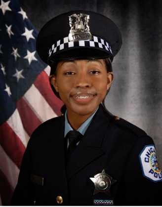 遭到4名青少年槍殺的芝加哥市非裔女警阿雷納·普勒斯頓。   圖 : 翻攝自臉書