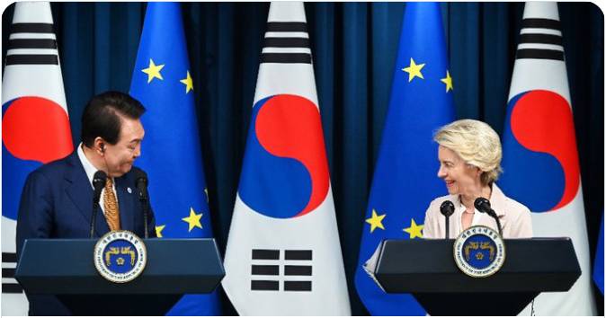 韓國大統領尹錫悅日前在首爾與歐盟執委會主席馮德萊恩（Ursula von der Leyen）聯合聲明，強調維護台海和平穩定的重要性及反對任何單方面改變印太區域現狀的企圖。   圖：翻攝Ursula von der Leyen臉書