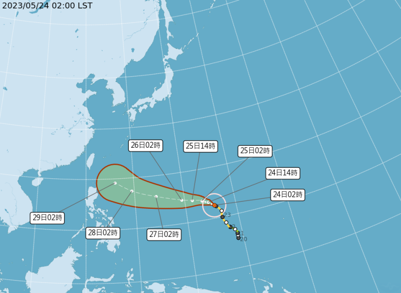 強烈颱風「瑪娃」今天凌晨2時，中心位置在鵝鑾鼻東南東方2850公里海面上，以每小時13公里速度，向西北西進行。   圖：中央氣象局／提供