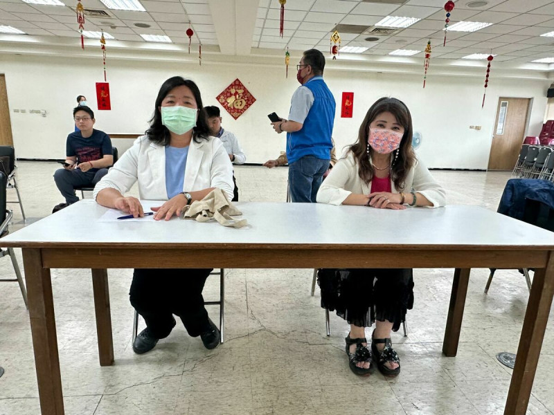陳麗珍(左)、陳玫娟都對民調結果有異議。   圖：國民黨高雄市黨部提供