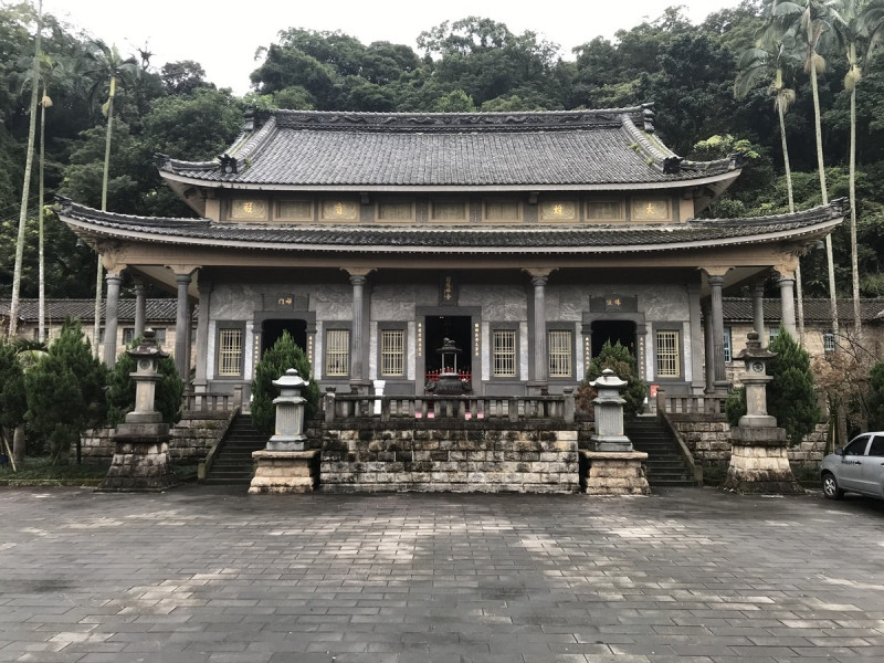 圓通禪寺-大雄寶殿.。   圖：新北市文化局提供