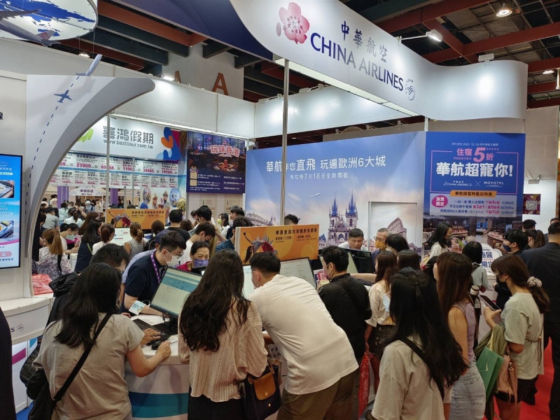華航線上旅展機票促銷活動，提供台灣地區出發全航線最高 88 折優惠。   圖：華航／提供