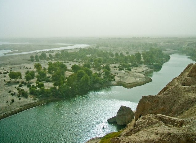 位於阿富汗與伊朗邊界的赫爾曼德河（Helmand River）。   圖 : 翻攝自Pinterest