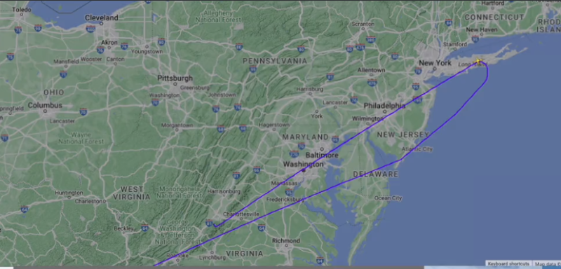 一架塞斯納 560 型噴射客機在飛抵紐約上空後，引離奇掉頭闖入華府領空。   圖：翻攝自推特用戶《MikeYoung》