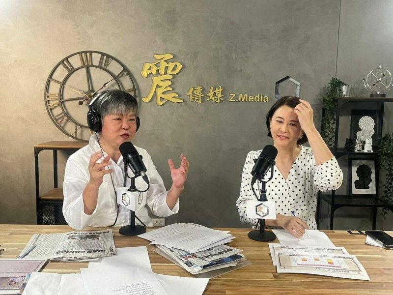 國民黨立委王鴻薇接受黃光芹專訪。   圖：震傳媒《新聞不芹菜》/提供