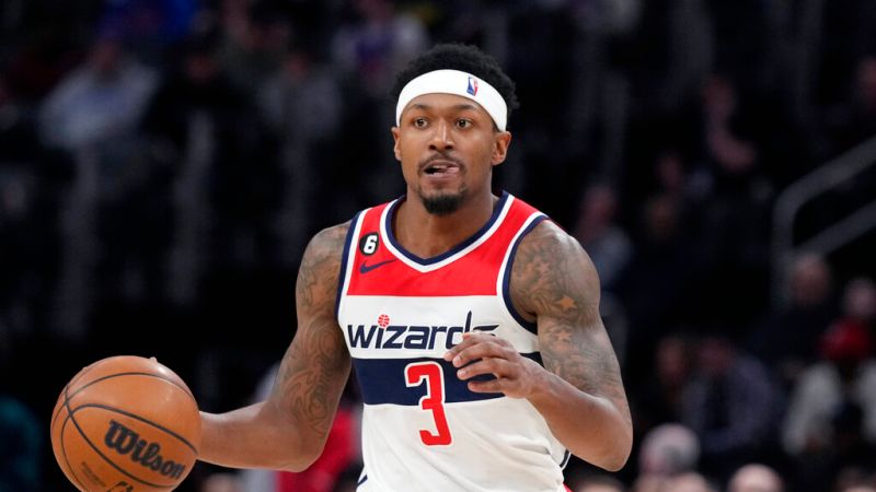 華盛頓巫師希望交易陣中球星Bradley Beal，球團盼能趕在選秀大會前完成。   圖／美聯社／達志影像