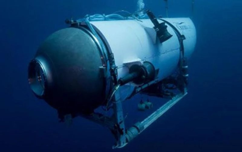 探索沉船，「鐵達尼號」殘骸的潛水器「泰坦，」為一艘私人潛艇，船上5人不幸罹難。   圖：翻攝自@selinam75739703 Twitter