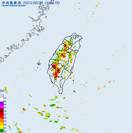 氣象局對嘉義縣市和台南市發布大雷雨即時訊息。   圖：翻攝自氣象局官網