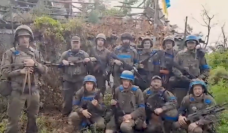 俄軍今日凌晨從該里夫諾波爾撤出，之後該區域被烏克蘭軍隊解放。   圖：翻攝自OSINTdefender推特