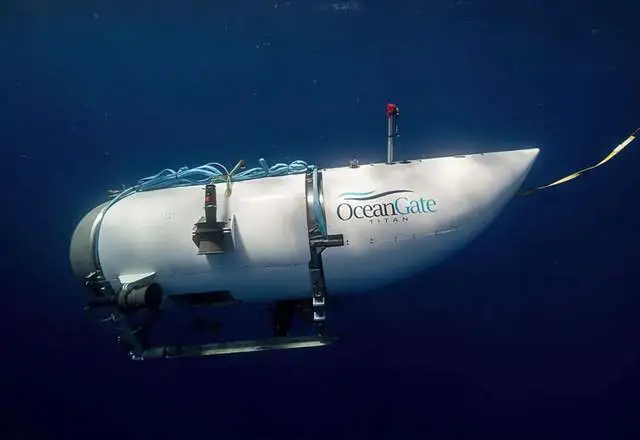報導指，「泰坦號」以鈦合金和碳纖維複合材料建造的設計，早於 2018 年已被時任海事營運總監大衛-洛奇里奇（David Lochridge）警告並提出質疑。   圖：翻攝自「視覺中國」