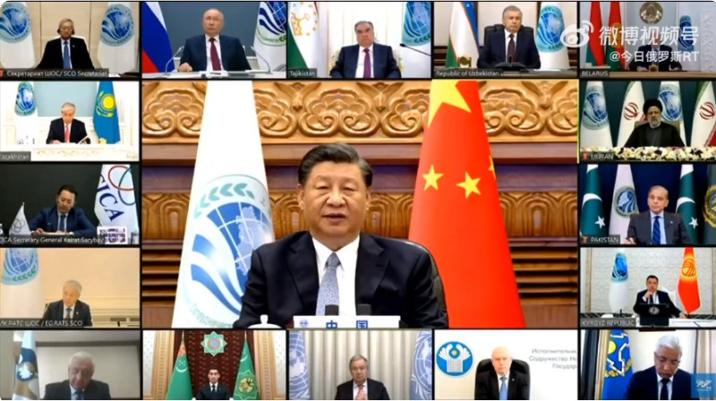 中國國家主席習近平以視訊方式出席上海合作組織峰會。   圖：@今日俄羅斯RT微博截圖