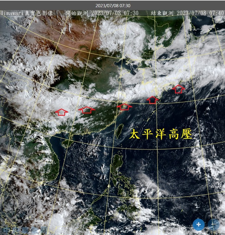 衛星雲圖中可以看到目前北抬的超長梅雨鋒面和台灣上空的太平洋高壓呈現明顯對比。   圖：取自鄭明典臉書