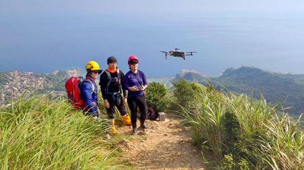 基隆一名男子和同事登山，因身體不適先脫隊下山，不料卻失聯。   圖：翻攝畫面