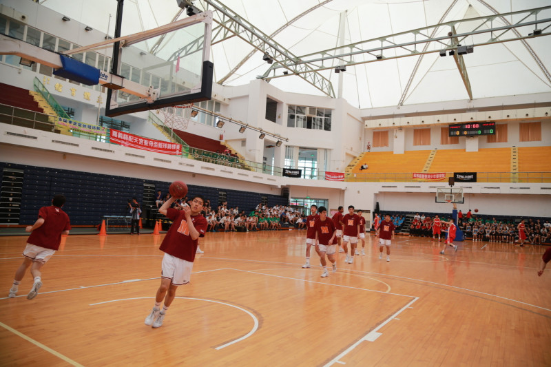 嘉義縣第5屆聖母暨議長盃國際籃球邀請賽，有來自日本、泰國及全台各地共119隊1700多人參加。   圖：嘉義縣政府提供
