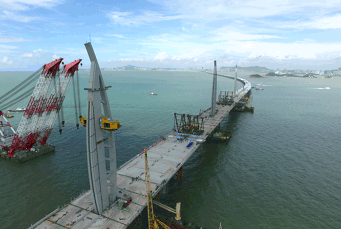 香港的港珠澳大橋工程包商涉嫌在工程的混凝土樣本測試報告中作假，震驚香港。   圖：翻攝港珠澳大橋官網