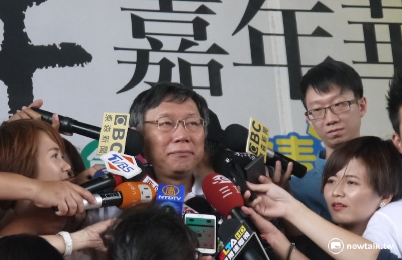 臺北市長柯文哲今天下午針對世大運踢爆演員非項目運動專業表示：「那是個影片，OK？」   圖：鍾孟軒/攝