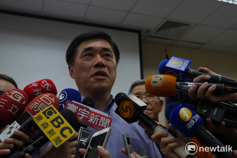前台北市長郝龍斌今（9）天表示，國民黨準主席吳敦義已邀他擔任黨副主席，他也已經答應。   圖：新頭懿資料照