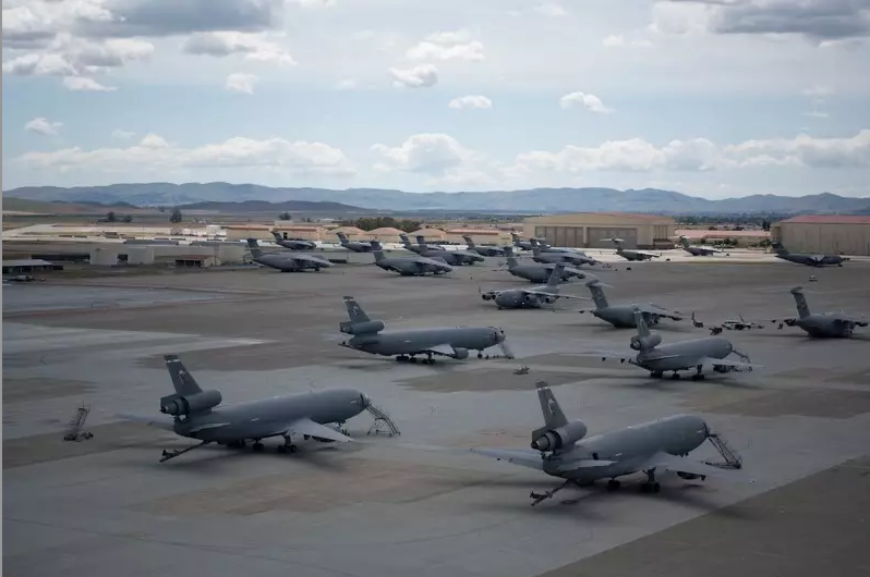 美國加利福尼亞州特拉維斯空軍基地（Travis Air Force Base）旁的土地被一家公司大量收購。   圖：翻攝自特拉維斯空軍基地官網