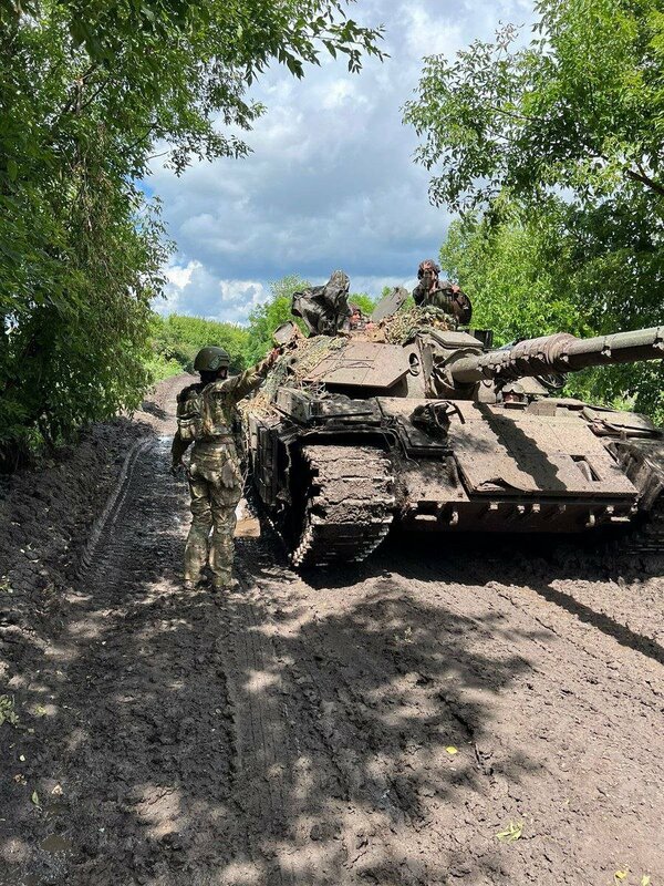 烏克蘭軍隊使用的 M-55S 主戰坦克由斯洛維尼亞提供。   圖：翻攝自推特帳號Ukraine Weapons Tracker
