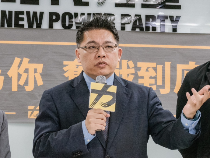 時代力量立委邱顯智今(20)批評藍白合是台灣腐敗政治文化的悲劇。   圖：時代力量/提供。(資料照)