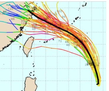 吳德榮表示，根據29日20時歐洲(ECMWF)模式模擬顯示，系集平均路徑與左圖類似，部分系集成員進入北部海面。   圖/「三立準氣象.老大洩天機」專欄