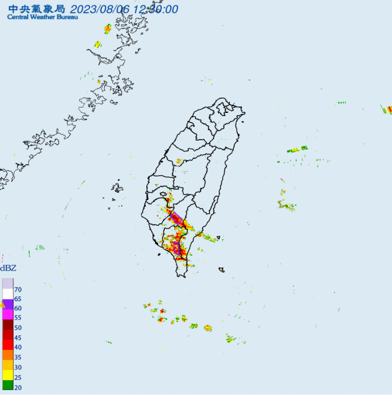 氣象局針對「高雄市」發布大雷雨即時訊息，持續時間至14時30分止，屏東縣持續時間至14時15分止。   圖：翻攝自中央氣象局官網