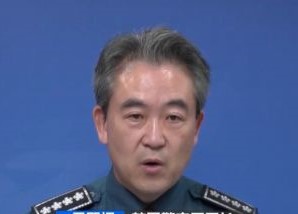 韓國網上接連出現「殺人預告」的文章，警方僅 24 小時內，就抓獲 28 名發文者，兩天累計 46 人。圖為警察廳廳長尹熙根。   圖：翻攝自人民網