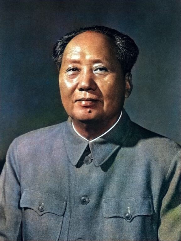 1976 年時發生唐山地震，中共領導人毛澤東就在這年去世。