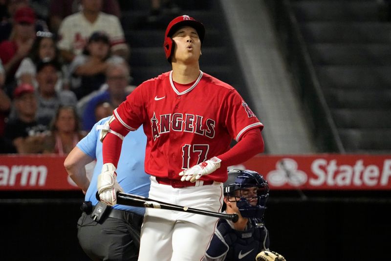 美國職業棒球大聯盟（MLB)洛杉磯天使隊日籍二刀流好手大谷翔平入選大聯盟第一隊，卻被三振出局。   圖／美聯社／達志影像