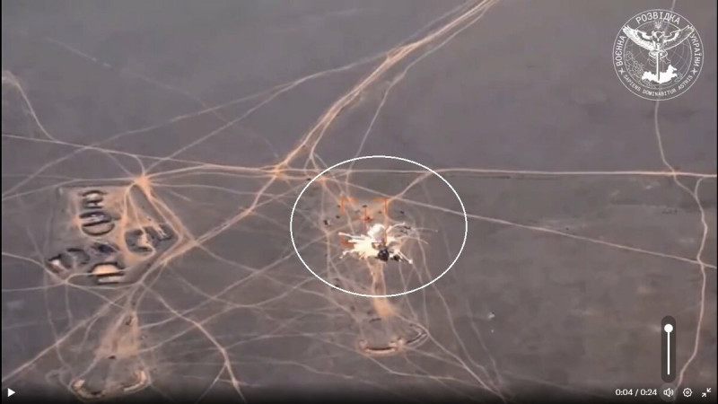 烏軍特種部隊在克里米亞的塔爾漢庫特半島進行了兩棲登陸特別行動，成功摧毀了俄軍成員以及 S-400 防空系統。   圖 : 翻攝自 Картина маслом X 帳號