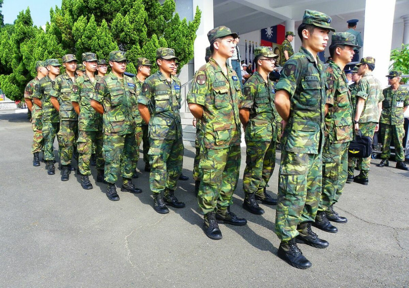 美國《全球火力》（GFP）軍事智庫網站近期發布了本年度的全球軍力報告。台灣排名是第23名。圖為國軍。   圖 : 翻攝自維基百科