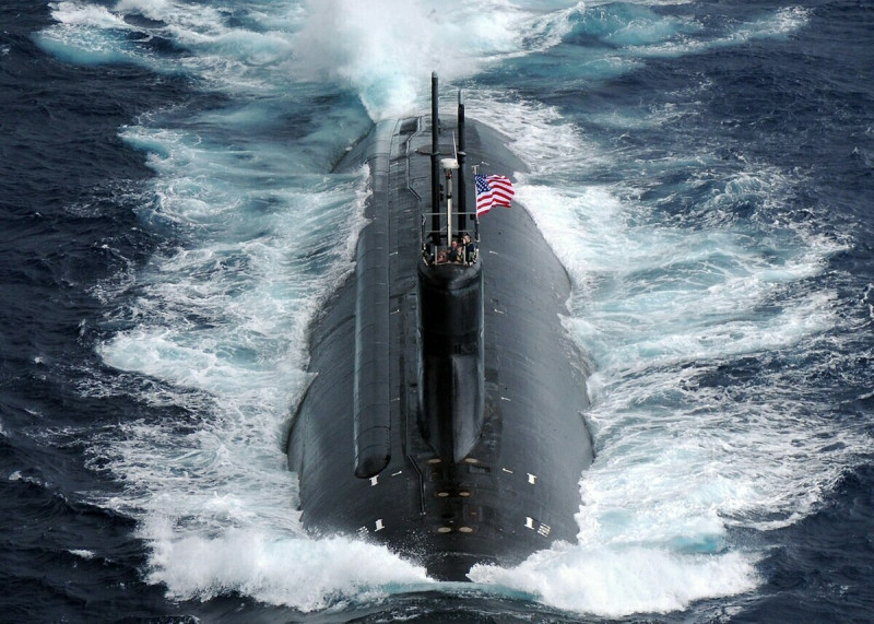 被譽為「當代噪音最小」的美國「海狼級」(Seawolf class)核動力攻擊潛艦。圖為尚未發生海底撞山事件的「康乃狄克號(USS Connecticut SSN-22)」   圖：翻攝U.S. Navy(資料照片)